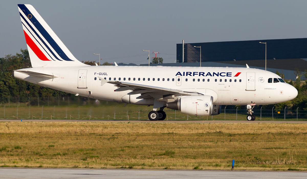 Розпродаж Air France: знижка до Дня Закоханих на рейси з України в Америку, Азію та Африку