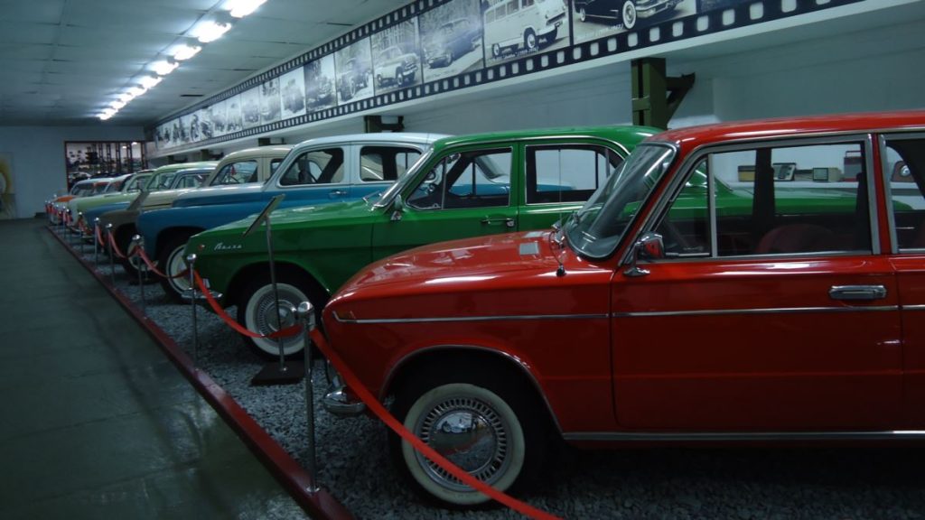 Незвичні музеї україни музей  техніки фаетон музей автомобілів