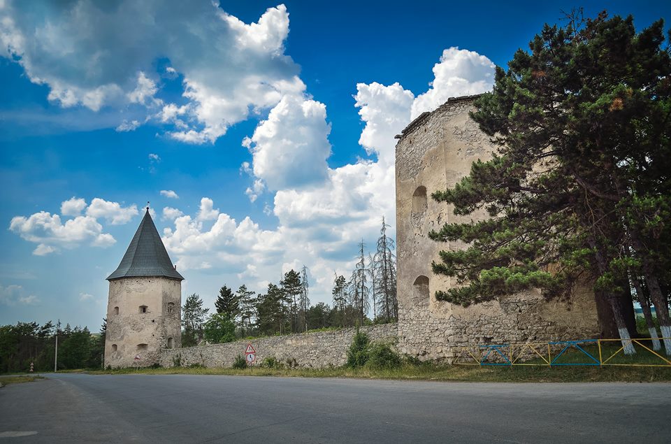 замки тернопільщини Кривченський замок як знайти