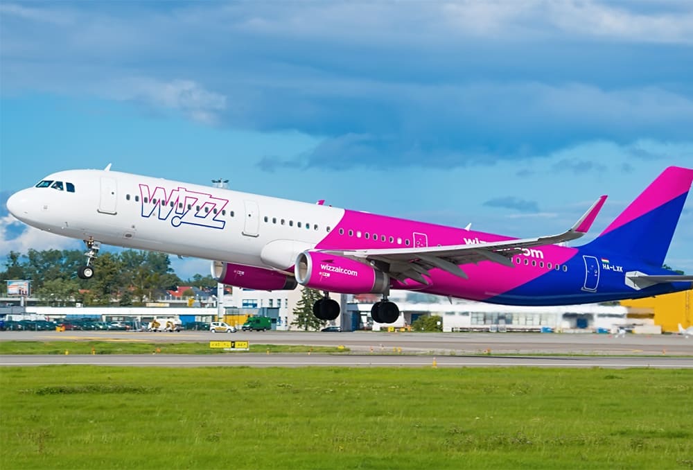 Розпродаж Wizz Air: знижка 25% на рейси з України в Грецію, Данію та Кіпр