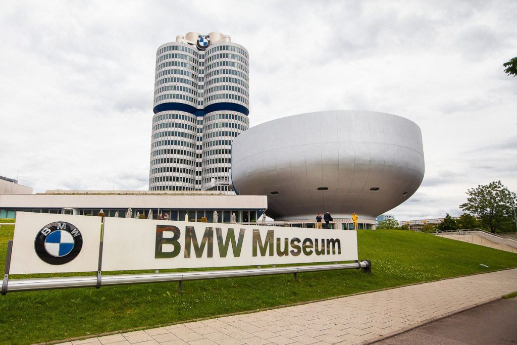 Музей BMW у Мюнхені, Німеччина