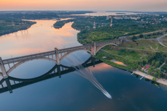 незвичайні мости україни