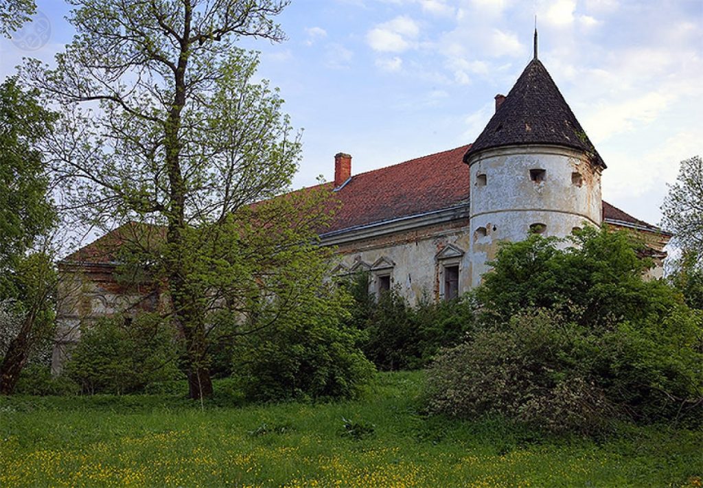 Поморянський замок на львівщині