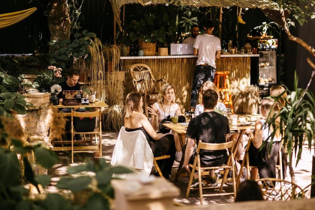 бари києва куди піти вечірки