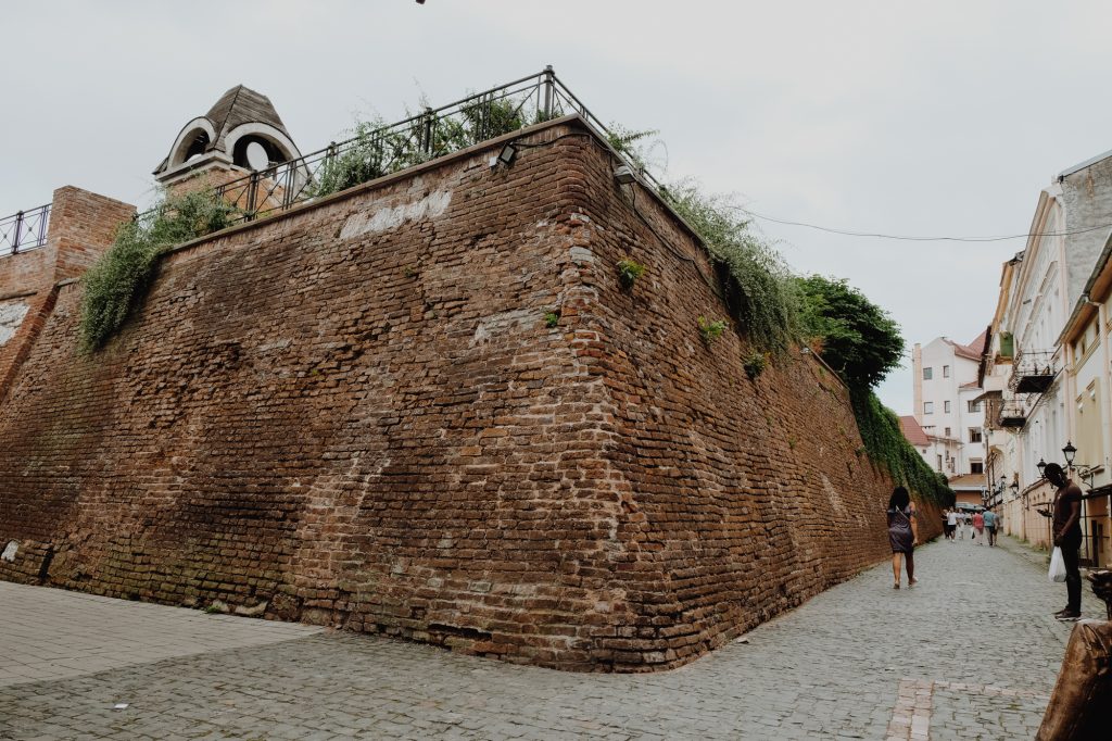 Івано-Франківськ: куди піти у місті та чим зайнятися • dovkola