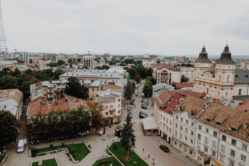 ратуша івано-франківськ панорама куди піти