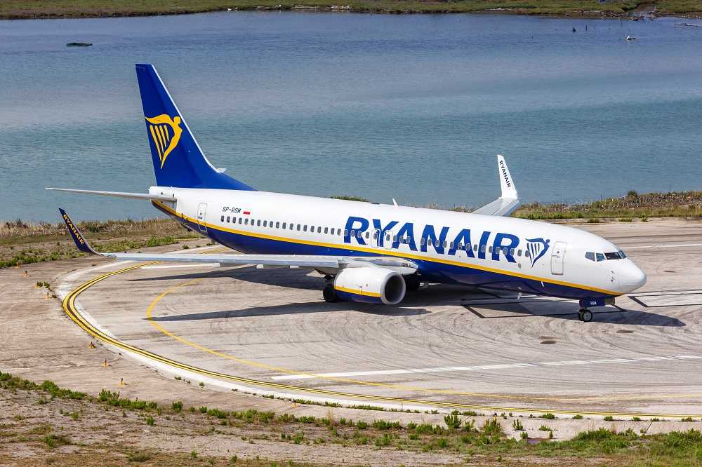 Швидкий розпродаж Ryanair: квитки з міст України — від €8