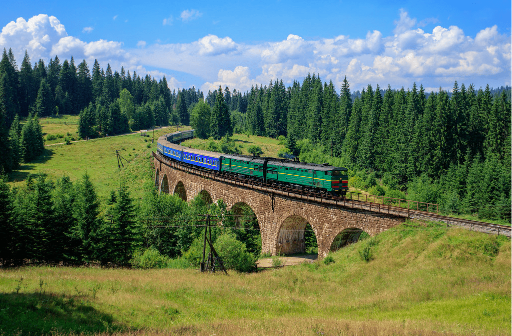 "Укрзалізниця" запустить нові поїзди до Карпат