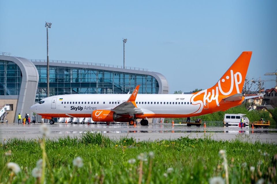 SkyUp анонсував нові рейси з регіонів України на літній період 2022