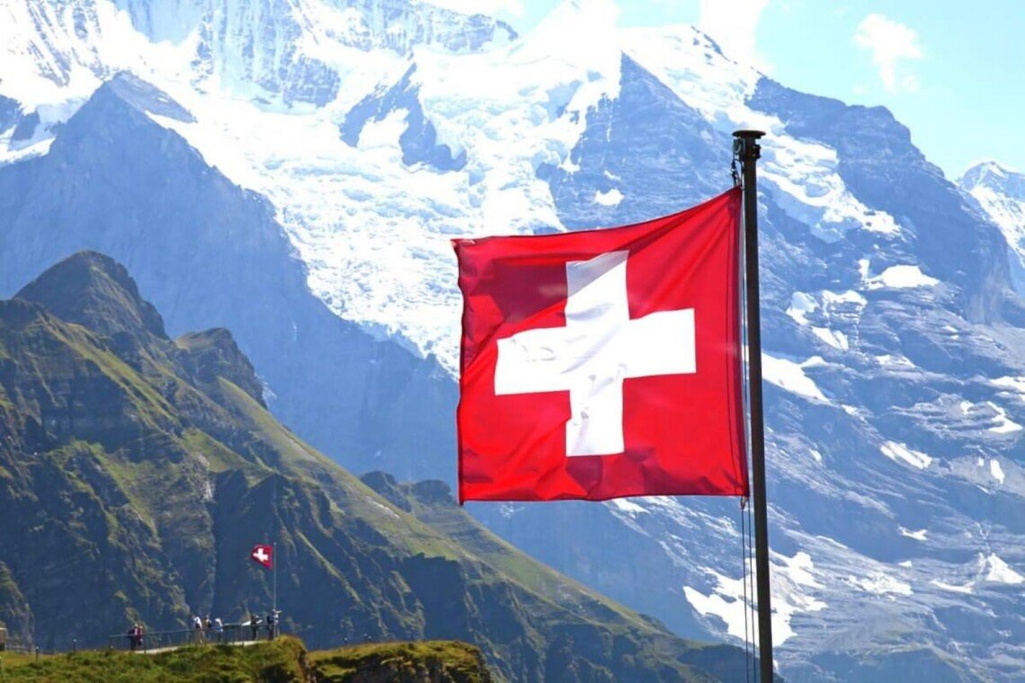 Швейцарія посилила вимоги для біженців на отримання соцдопомоги
