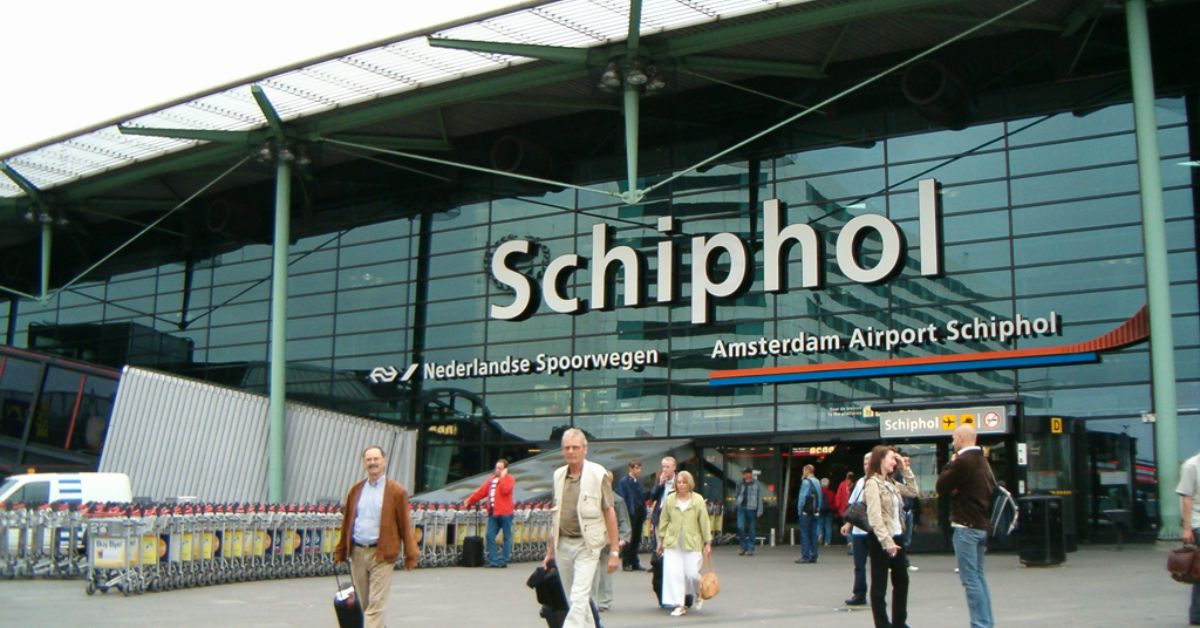 Аеропорт Схіпхол заплатить €350 за кожного пасажира, чий рейс скасують