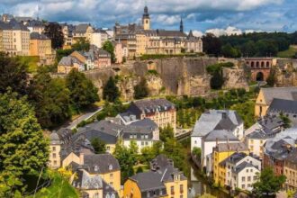 Люксембург також з 1 жовтня скасує усі карантинні обмеження на в’їзд