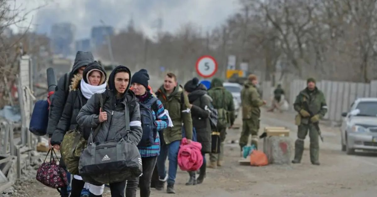 Міграційна служба спростить повернення депортованих у росію осіб