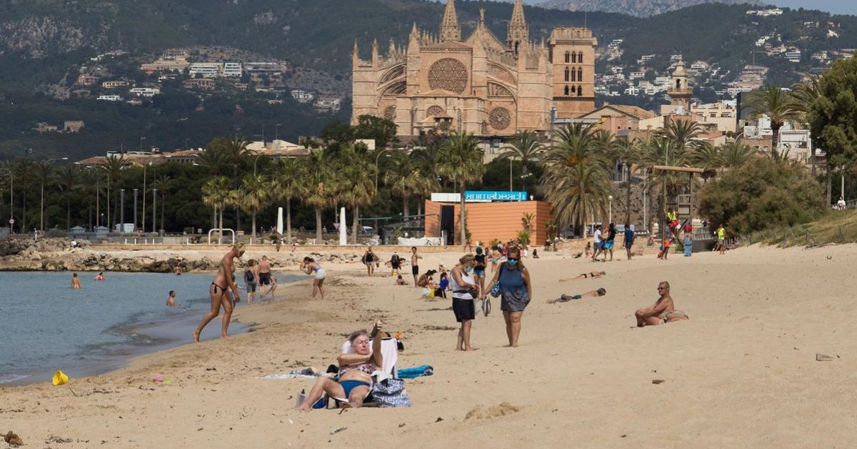 Попри санкції Іспанія продовжує масово приймати російських туристів