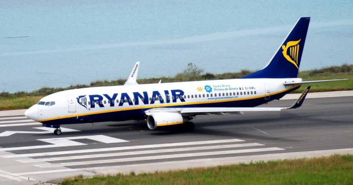 Ryanair розпродає квитки з Польщі на літній період