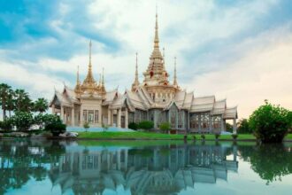 Таїланд повертає деякі карантинні обмеження