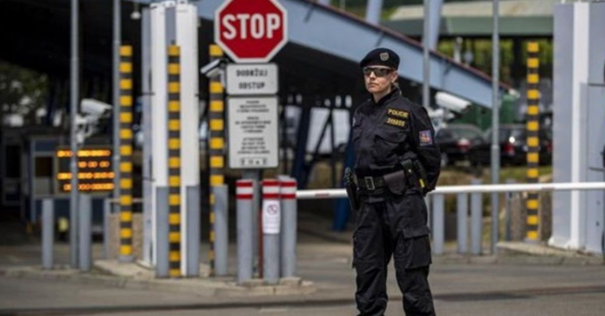 Чехія скасовує контроль на кордоні зі Словаччиною