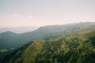 У Карпатах хочуть збудувати ще два гірськолижні курорти: чому активісти проти