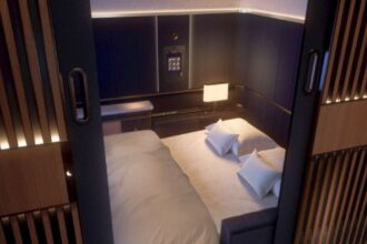 Lufthansa показала каюти 1 класу, які виглядають як готельний номер