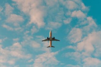 Авіаквитки до Європи можуть значно подорожчати через новий закон ЄС