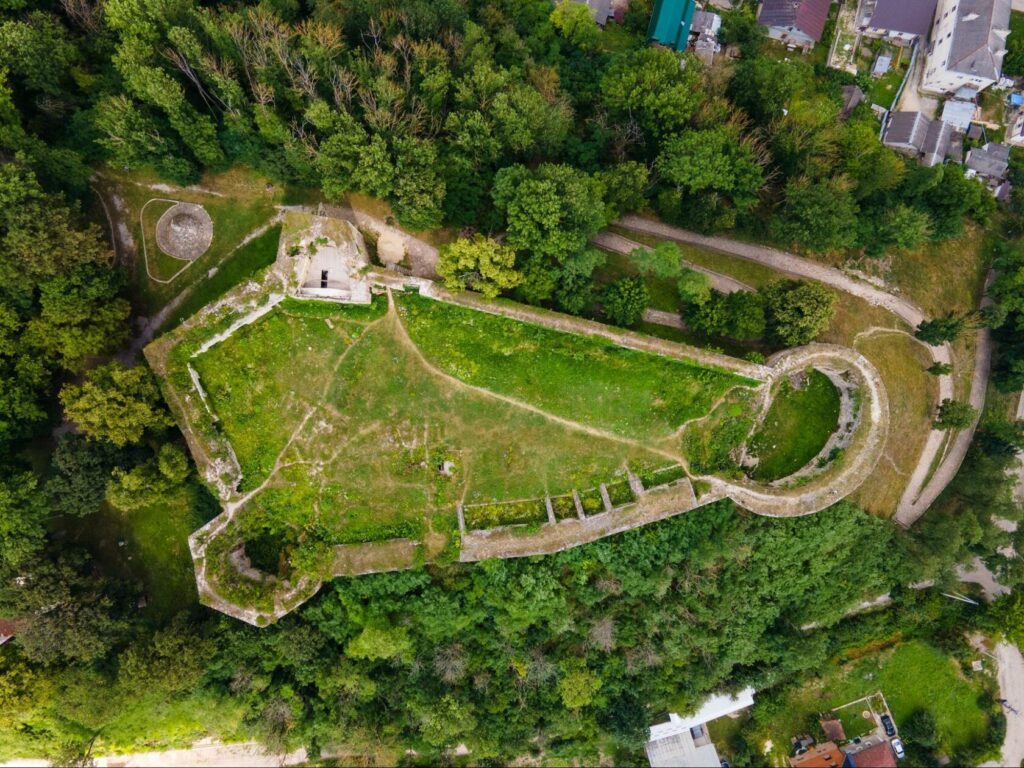 Теребовлянський замок історія цікаві факти що подивитися Теребовля