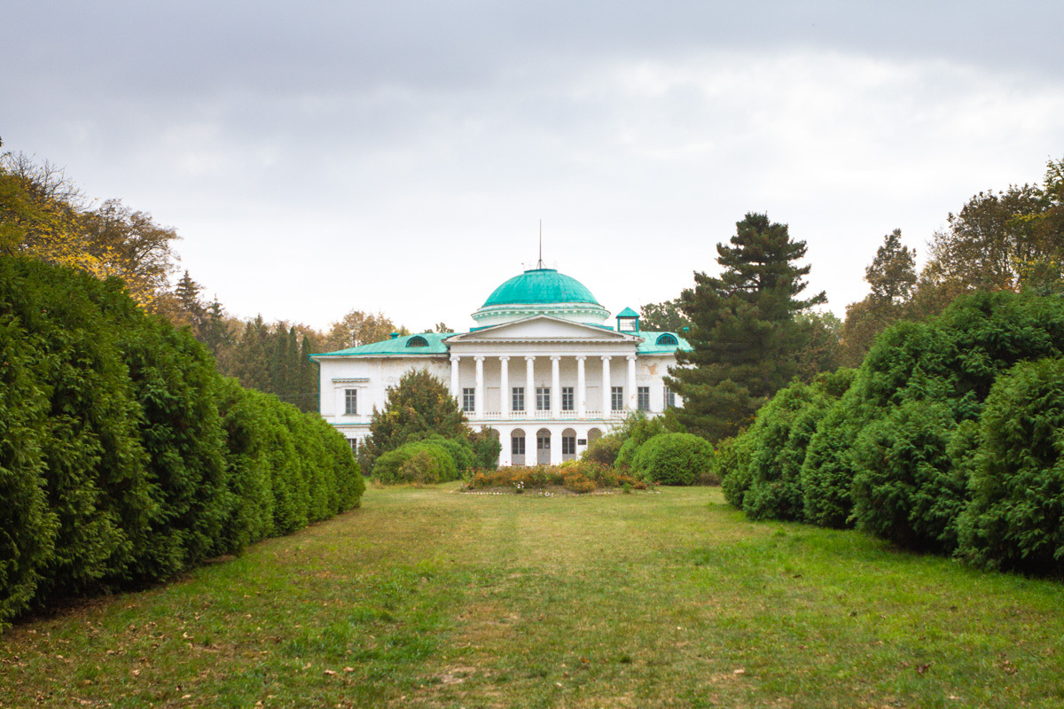 Маршрут палацами Чернігівщини: Сокиринці та Качанівка