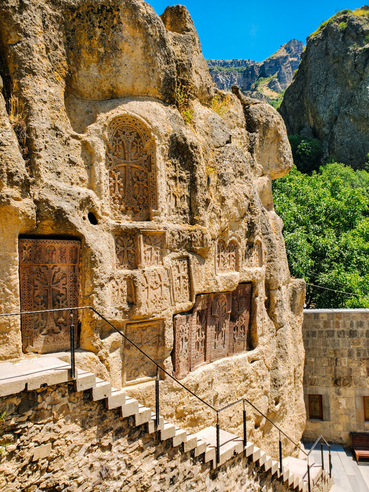 відиркиті для подорожей країни 2021 літо куди поїхати вірменія