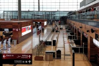 Аеропорт Берліна хоче замінити посадкові талони на FaceID