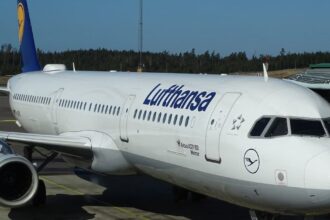 Lufthansa вводить знижки на їжу, щоб заощадити на її утилізації