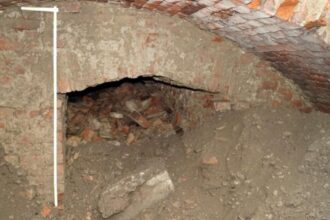 На Львівщині під час ремонтних робіт виявили старовинні торгові пивниці