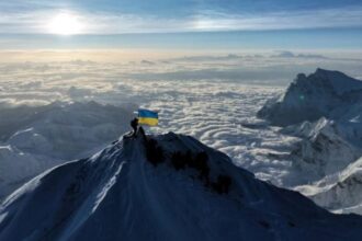 Українка вдруге підкорила Еверест
