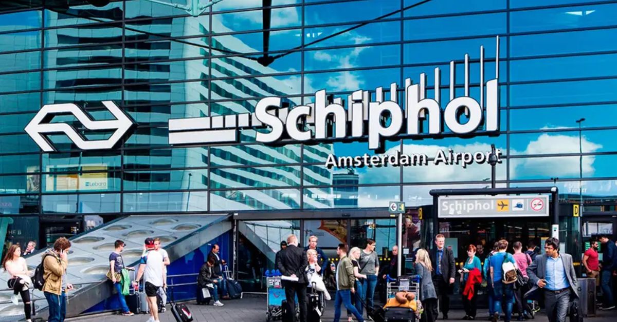 В аеропорту Амстердама можна забронювати час для проходження контролю на безпеку