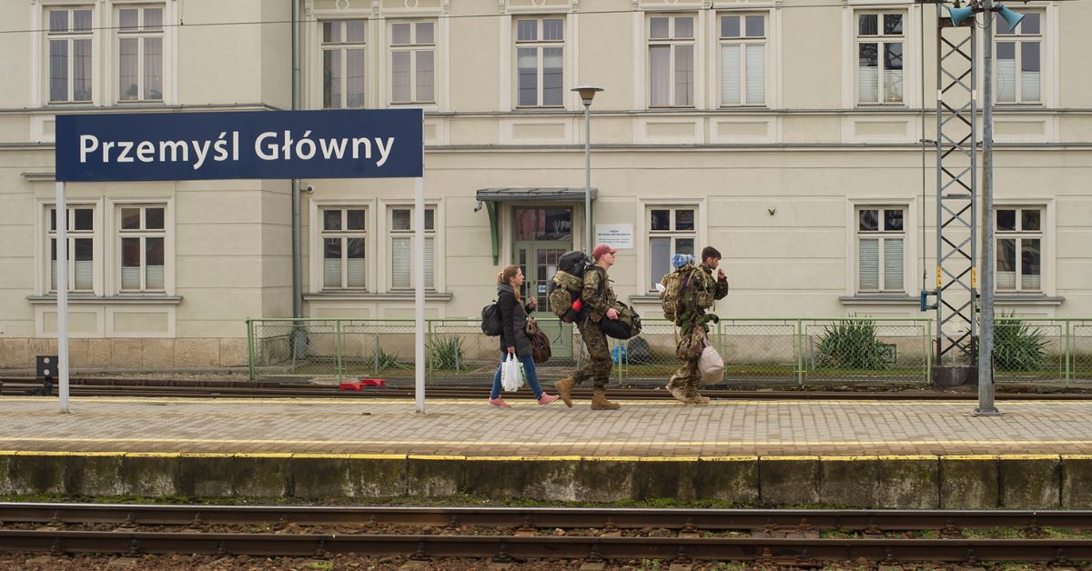 Польська залізниця запланувала ремонтні роботи у Перемишлі: які зміни у розкладі