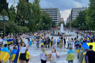 Українців за кордоном закликають на День Незалежності долучитись до "Ланцюга Єдності"