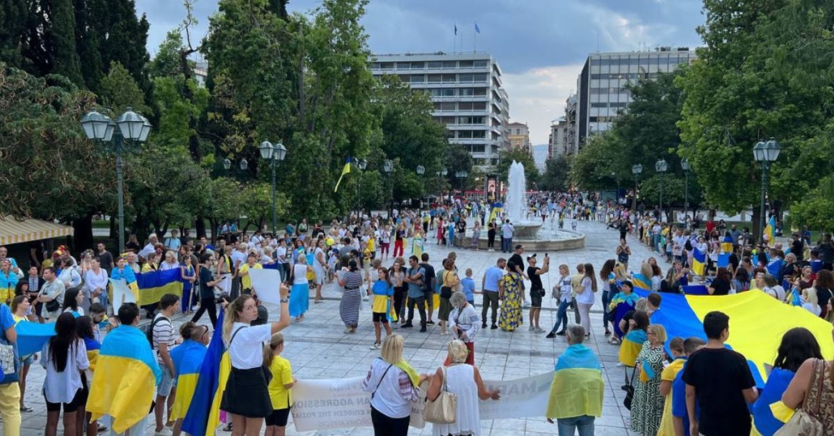 Українців за кордоном закликають на День Незалежності долучитись до "Ланцюга Єдності"