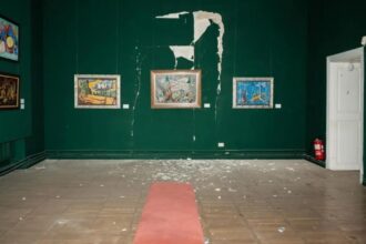 Російська армія пошкодила Одеський художній музей
