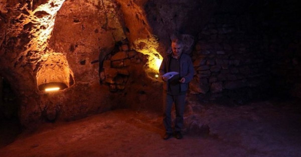 У Туреччині під старим сараєм виявили підземне місто віком 2 тисячі років