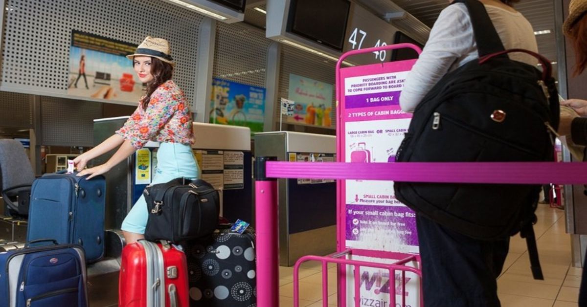 Нова послуга Wizz Air дозволяє отримати до €600, якщо багаж пасажира затримається