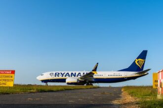 Ryanair закриє ще 12 напрямків