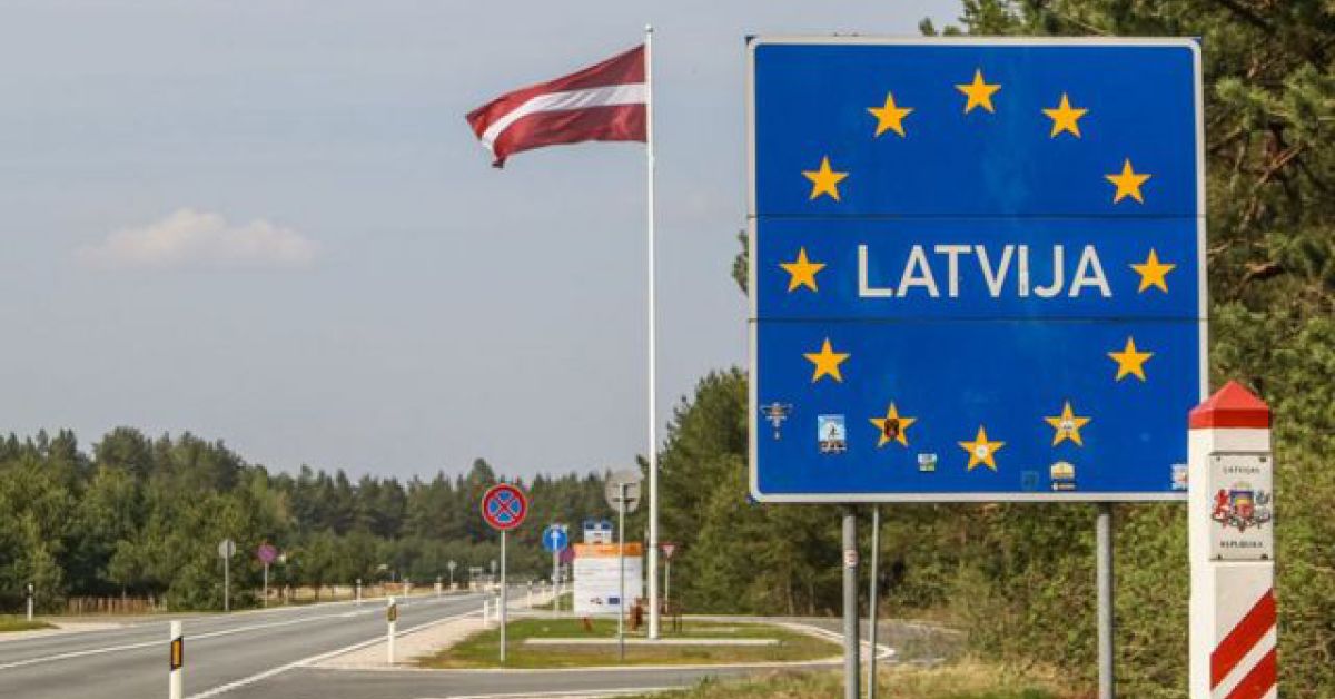 Російським туристам заборонили відвідувати Латвію до березня 2025