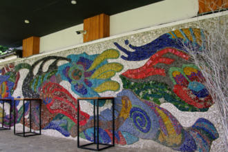 Де знайти мозаїчне панно Алли Горської «Вітер» у Києві