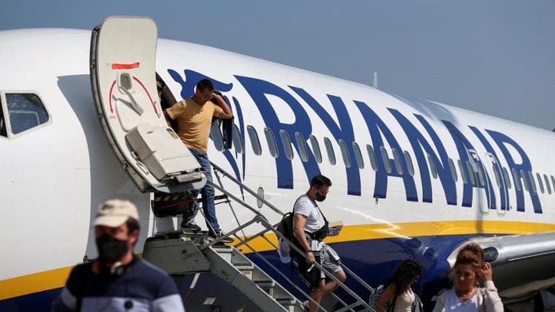 Ryanair: знижка 15% на авіарейси влітку