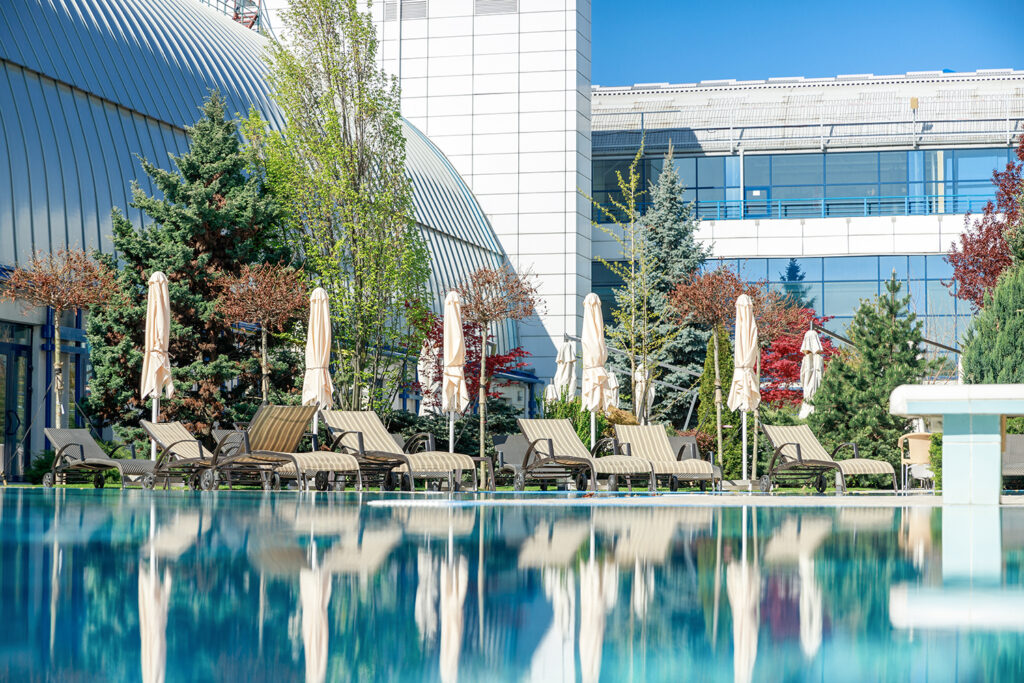 загородный комплекс киев с басейном