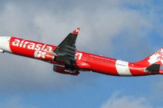 Літак авіакомпанії AirAsia, найкращого лоукостера світу 2025