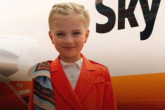 Літак авіакомпанії SkyUp Airlines в аеропорту Кишинева