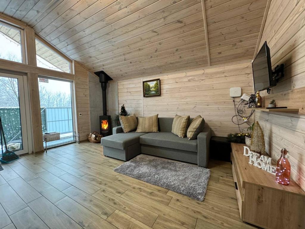 будночок в оренду з каміном під києвом