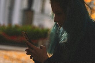 Туристи їдуть у вигадані місця за порадами ChatGPT