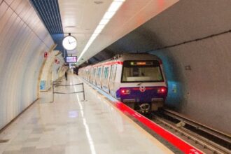 У Стамбулі запровадили нові правила та збори за багаж у метро: що треба знати туристам