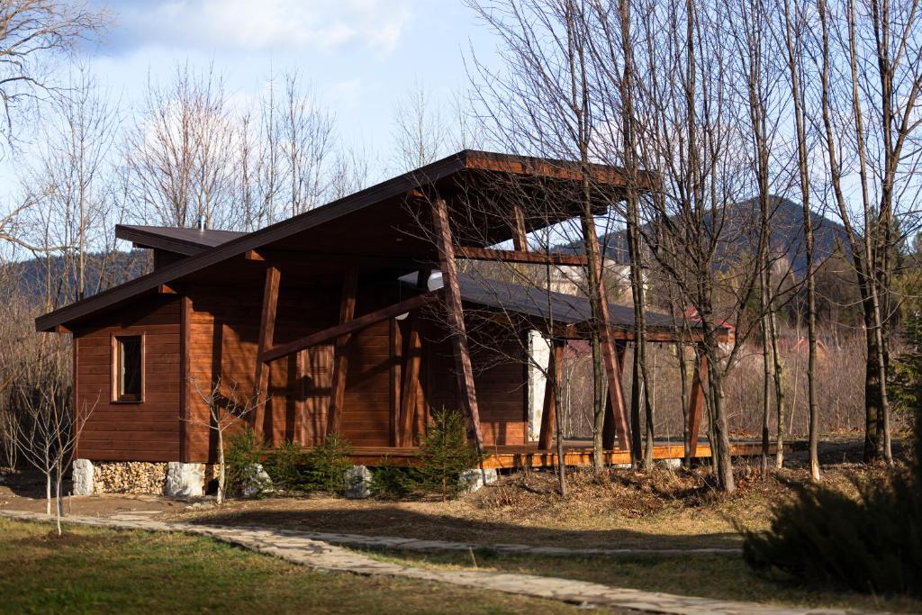 будинок з джакузі KLEN Family в микуличині