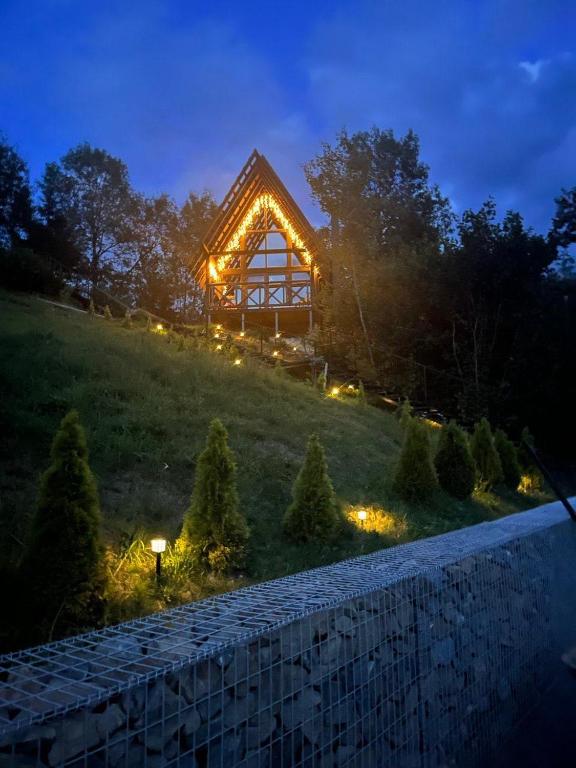 будинок в славському з власним чаном на подвір'ї